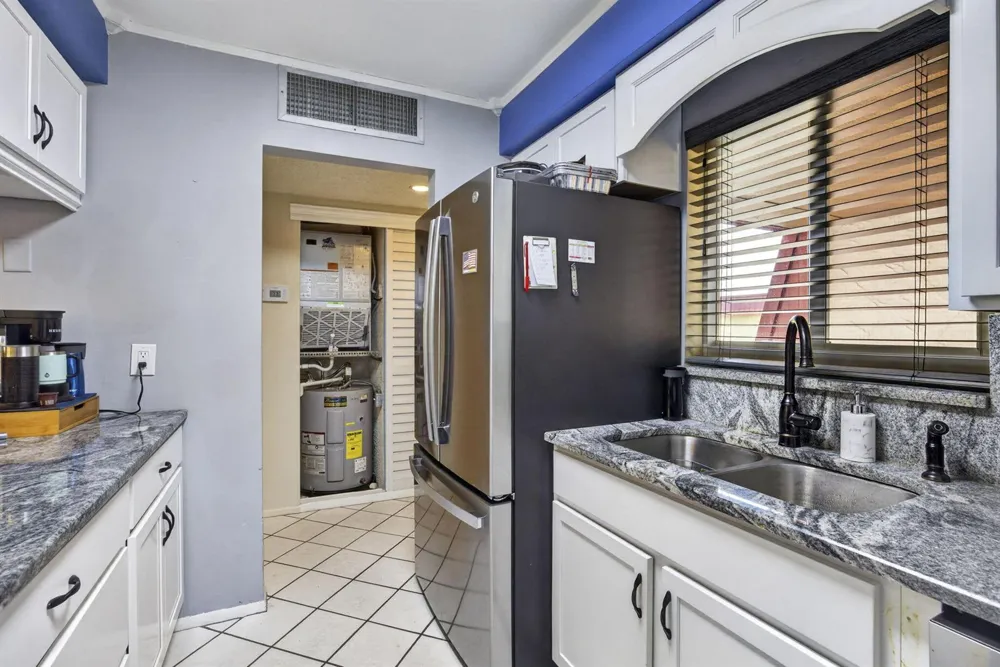 12027 GREENWAY CIRCLE S #204 Royal Palm Beach, FL 33411