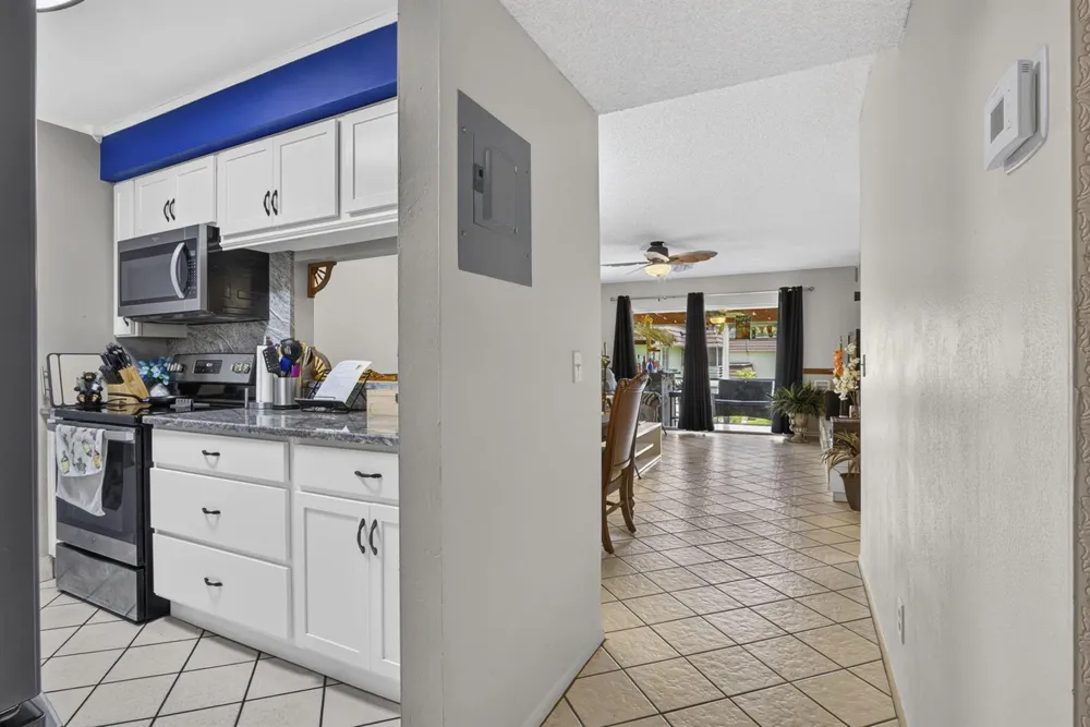 12027 GREENWAY CIRCLE S #204 Royal Palm Beach, FL 33411