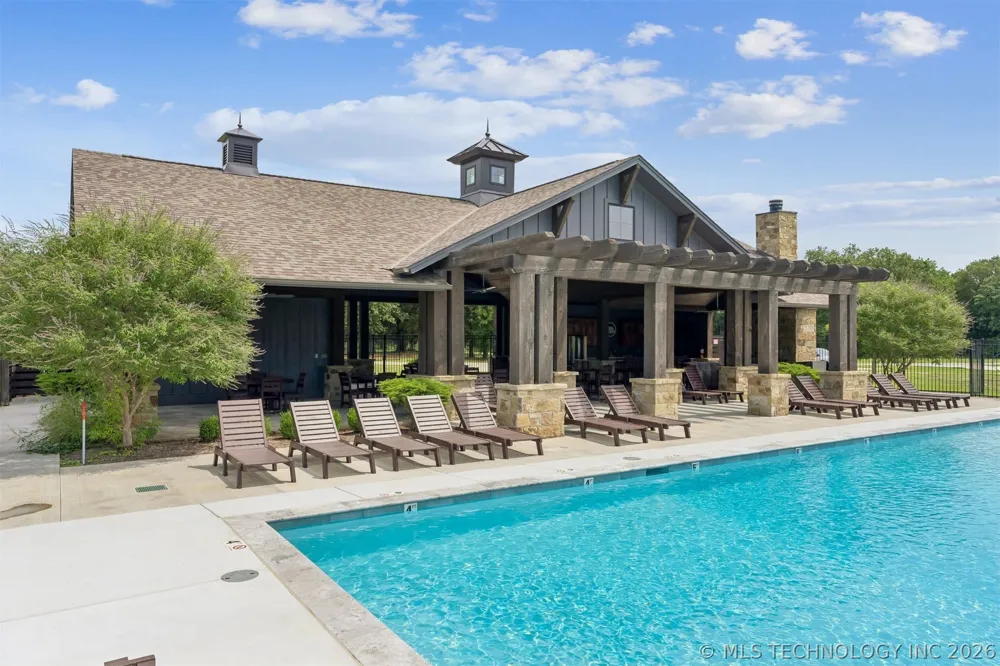 18 Patriot Pointe Eufaula, OK 74432