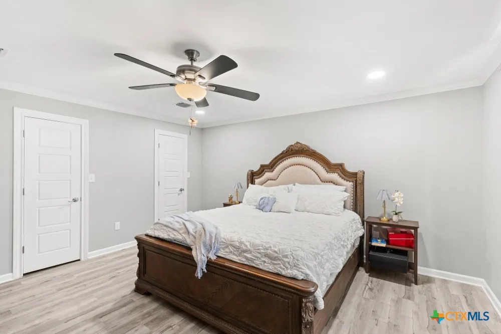 1806 Bridge Street Gatesville, TX 76528
