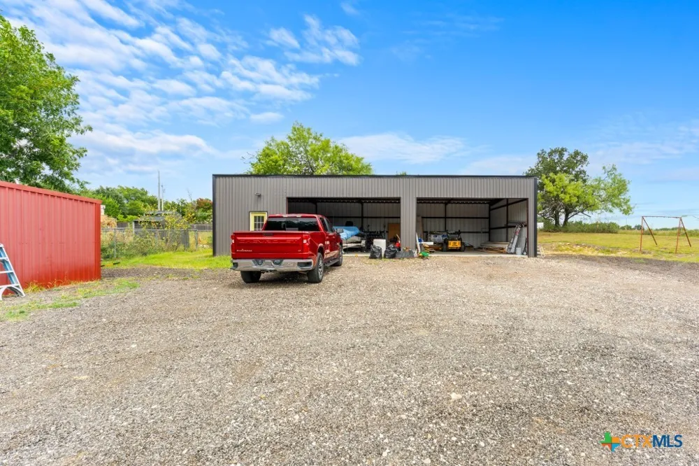 1806 Bridge Street Gatesville, TX 76528