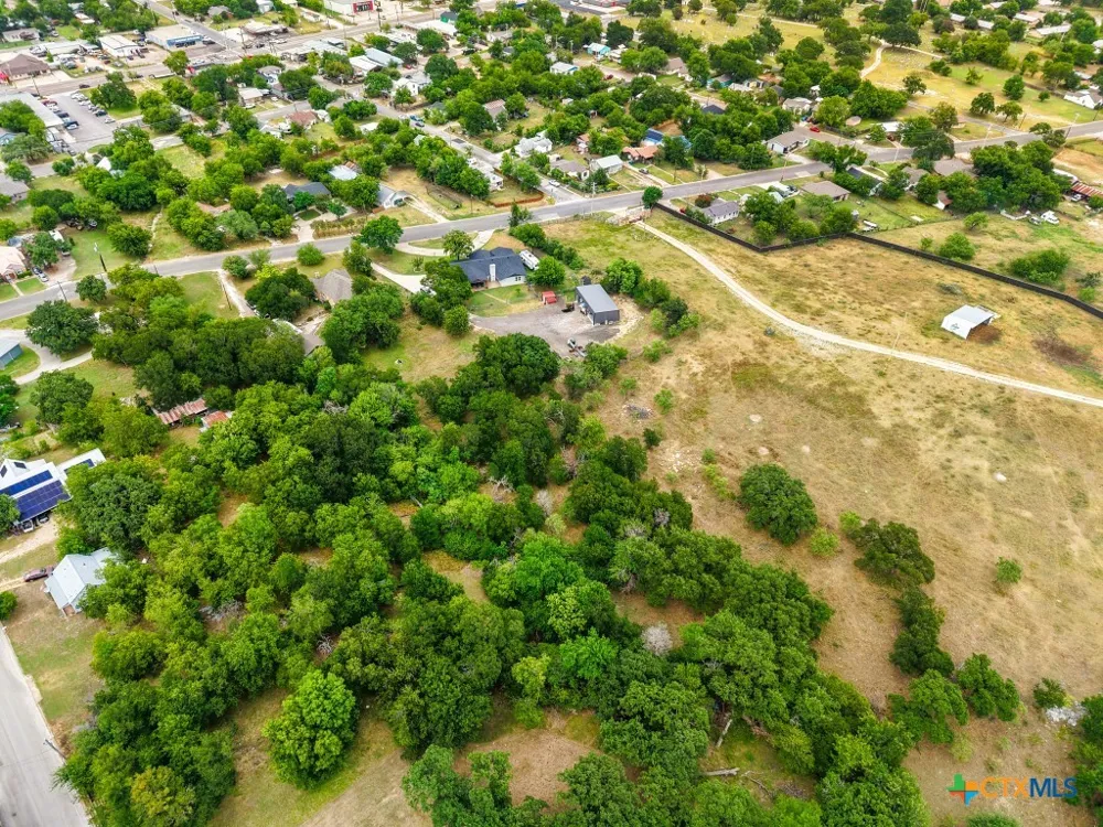 1806 Bridge Street Gatesville, TX 76528