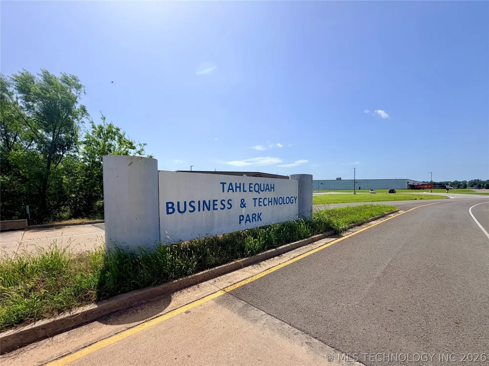 1900 Airport Parkway Tahlequah, OK 74464