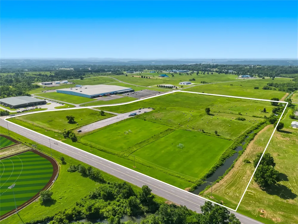 1900 Airport Parkway Tahlequah, OK 74464