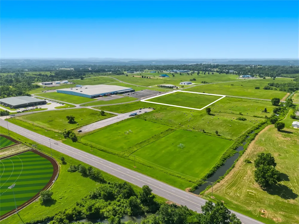 1900 Airport Parkway Tahlequah, OK 74464