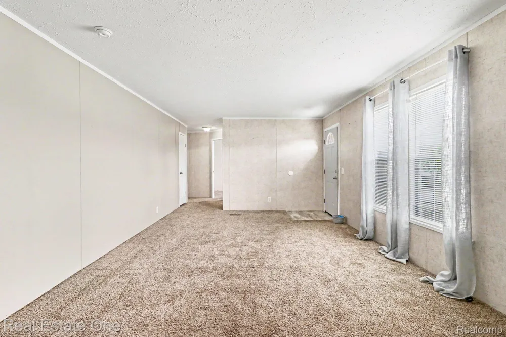 8516 Michael Drive Frenchtown Township, MI 48166