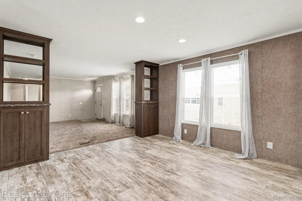 8516 Michael Drive Frenchtown Township, MI 48166