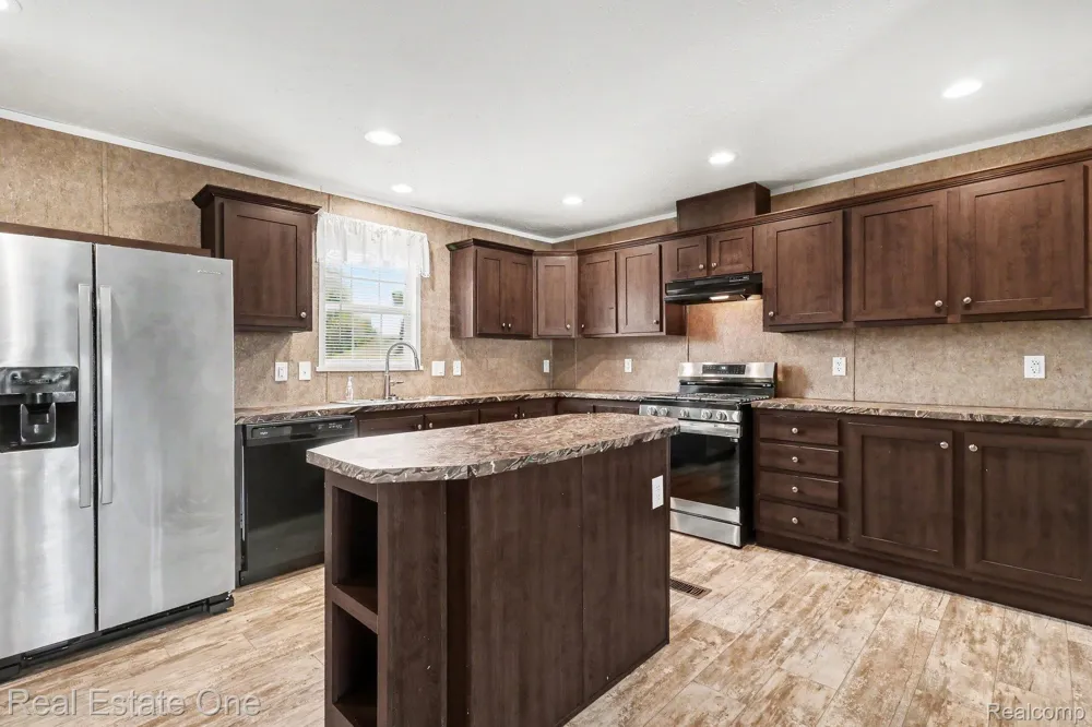 8516 Michael Drive Frenchtown Township, MI 48166