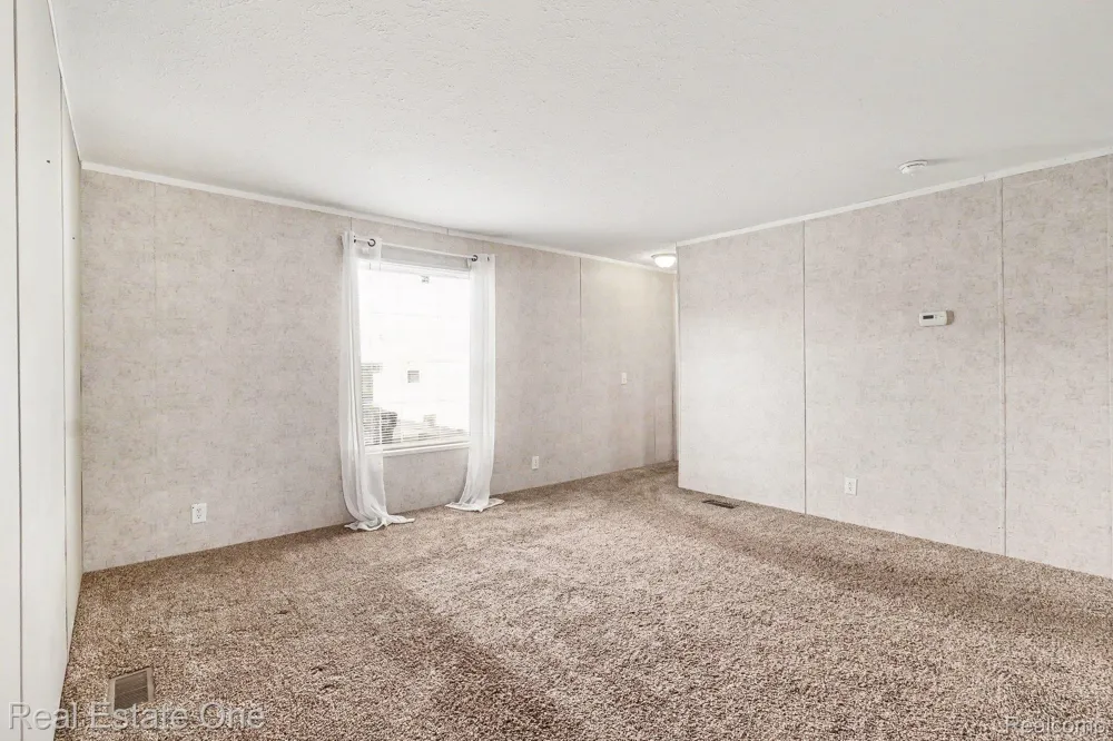 8516 Michael Drive Frenchtown Township, MI 48166