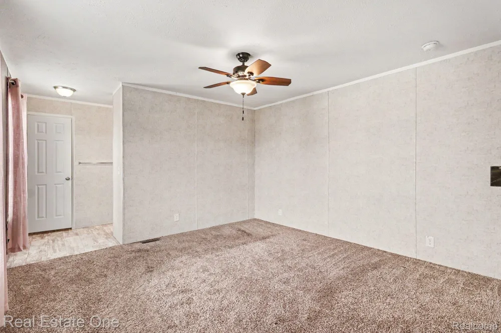 8516 Michael Drive Frenchtown Township, MI 48166