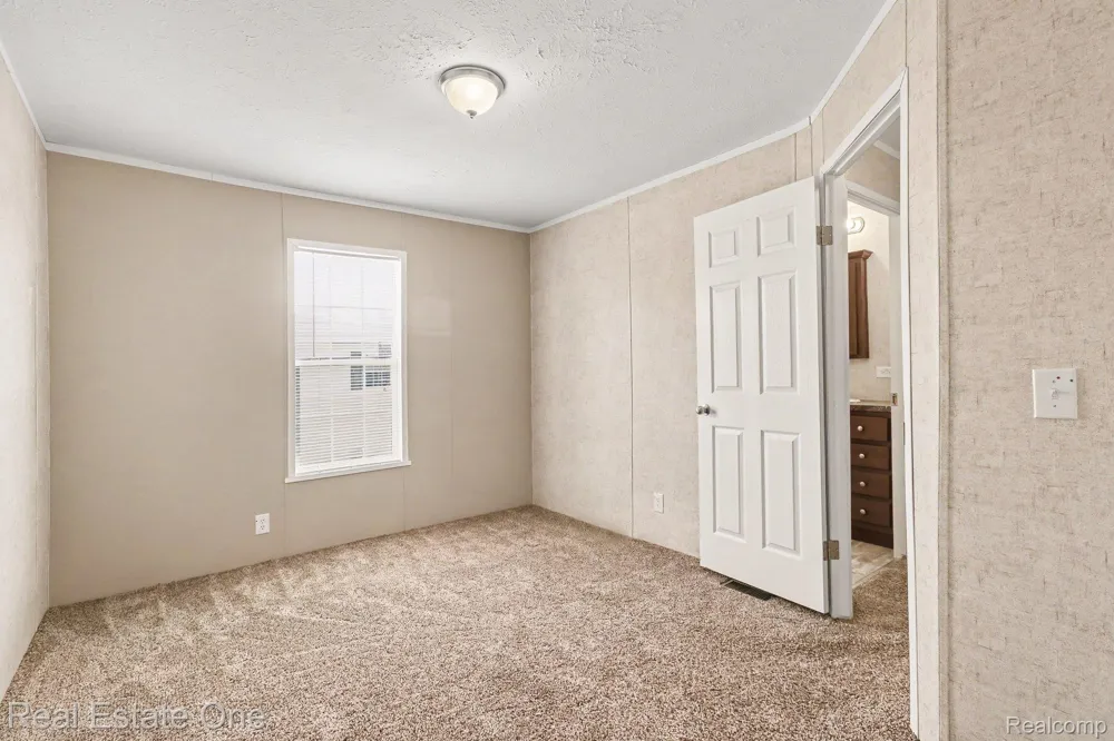 8516 Michael Drive Frenchtown Township, MI 48166