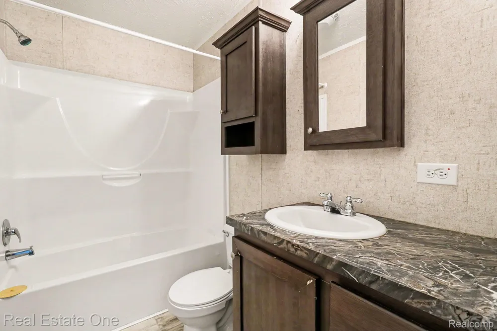 8516 Michael Drive Frenchtown Township, MI 48166