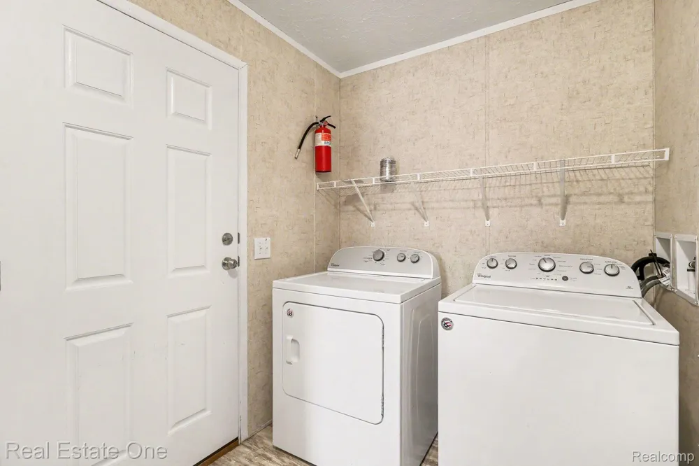 8516 Michael Drive Frenchtown Township, MI 48166