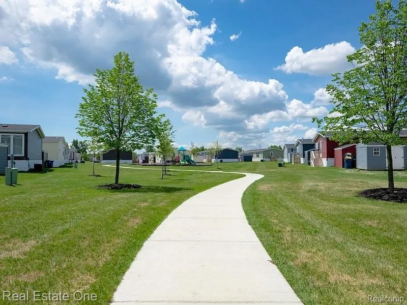 8516 Michael Drive Frenchtown Township, MI 48166