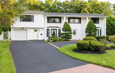 27 Stuart Drive
