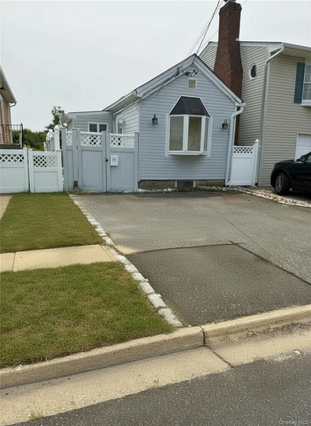 77 E Santa Barbara Road Lindenhurst, NY 11757