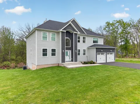 66 Pin Oak Drive