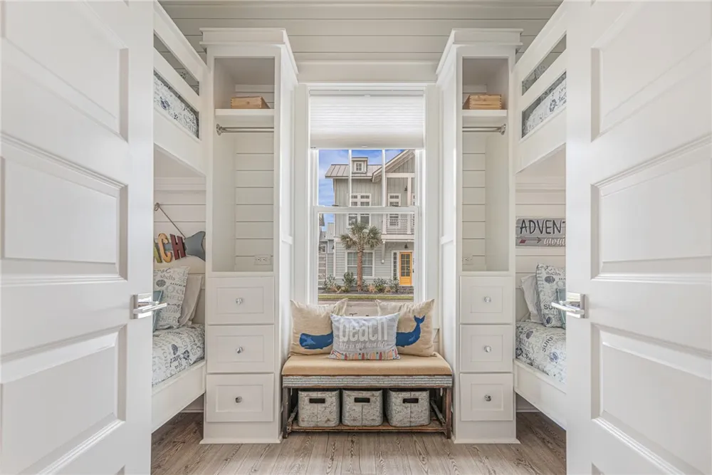 700 Sunrise Avenue Port Aransas, TX 78373