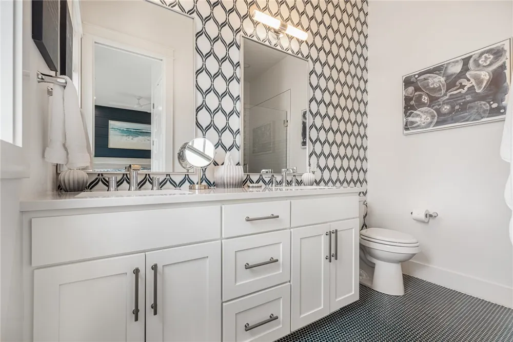 700 Sunrise Avenue Port Aransas, TX 78373