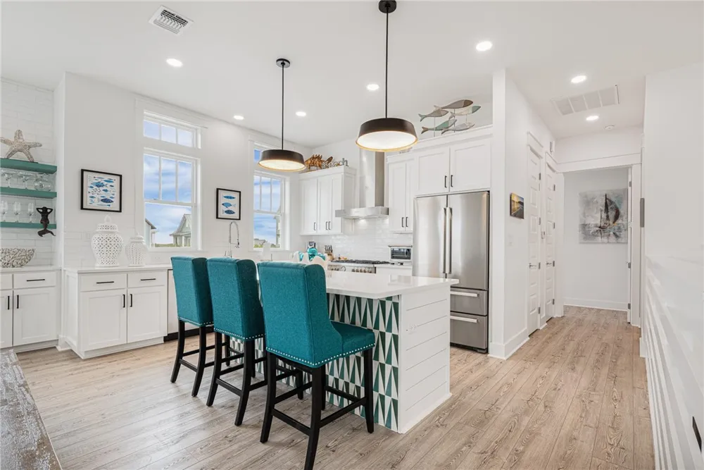 700 Sunrise Avenue Port Aransas, TX 78373