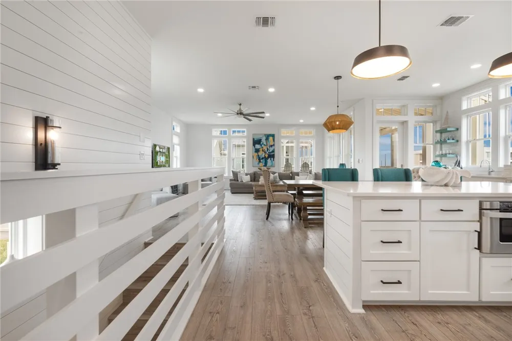 700 Sunrise Avenue Port Aransas, TX 78373