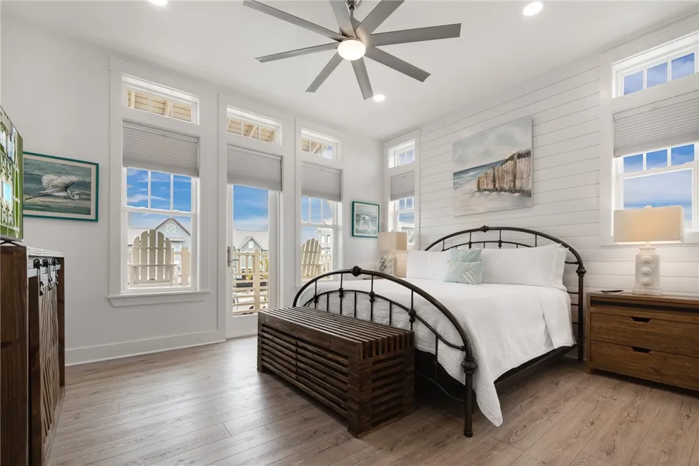 700 Sunrise Avenue Port Aransas, TX 78373
