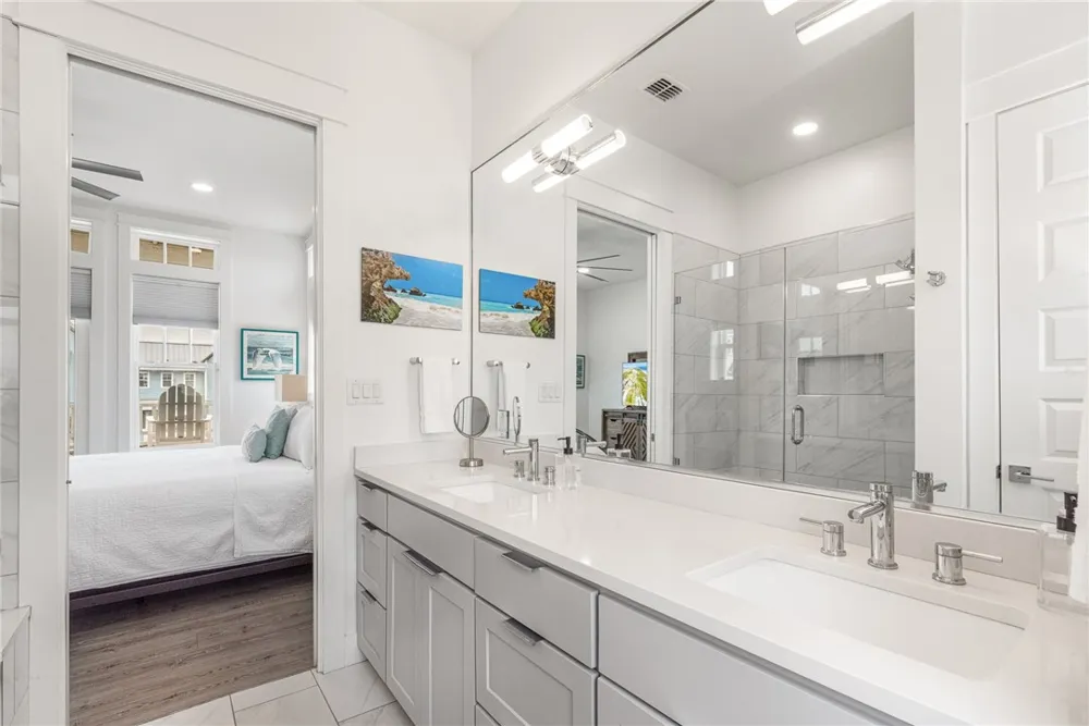 700 Sunrise Avenue Port Aransas, TX 78373