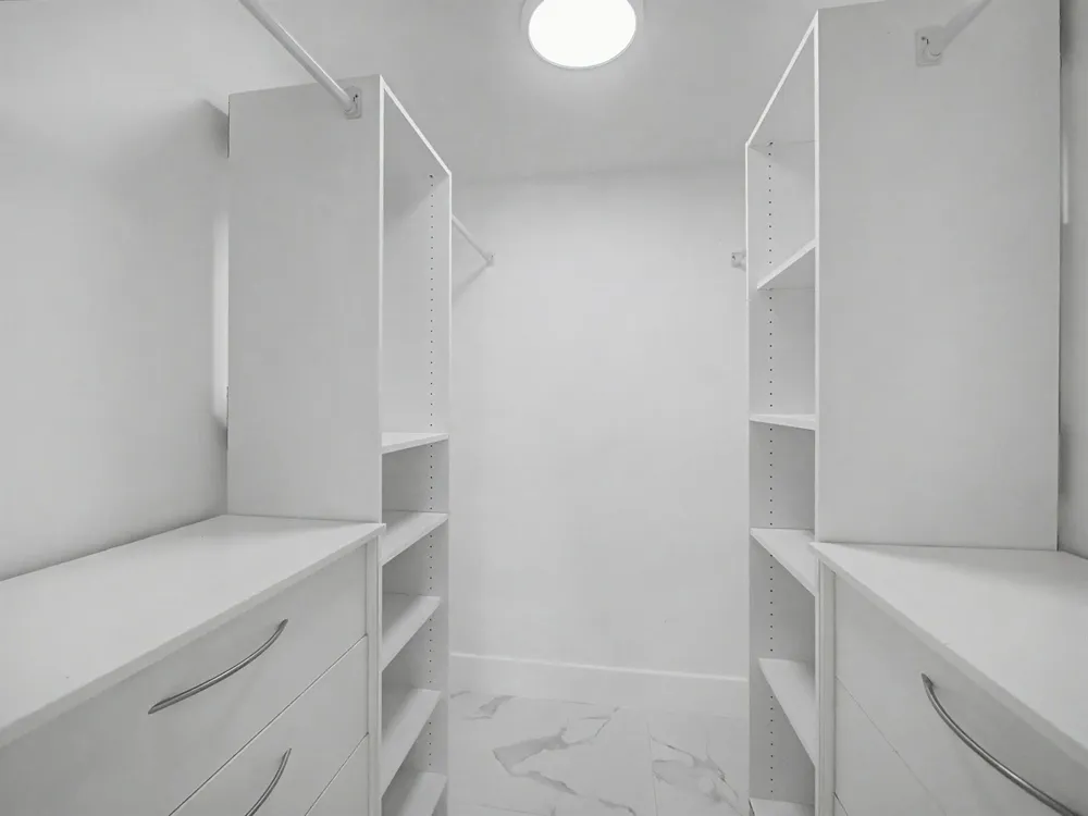8464 Lakepoint Court Wellington, FL 33467