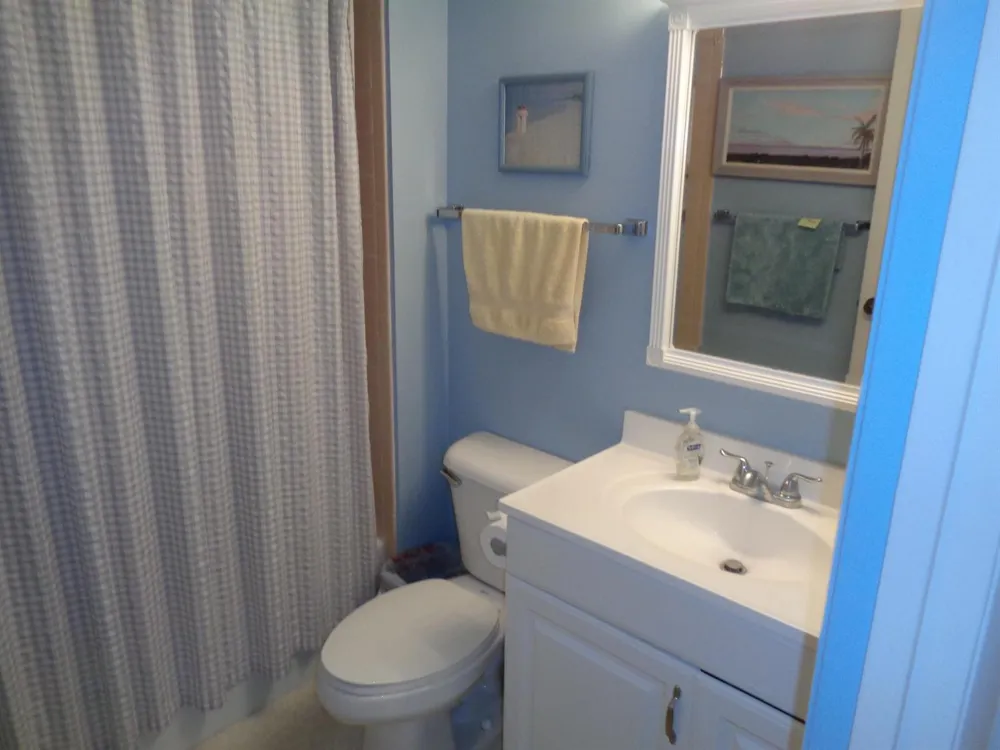5527 NE GULFSTREAM WAY Hutchinson Island, FL 34996