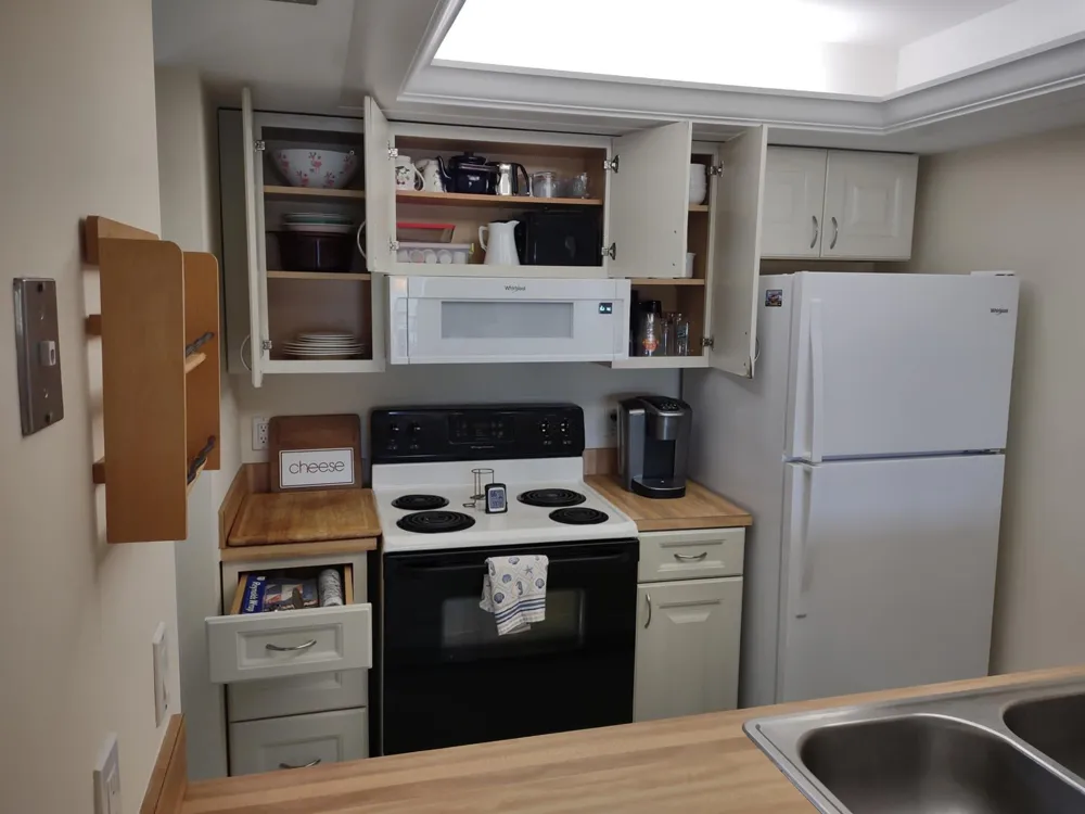 5527 NE GULFSTREAM WAY Hutchinson Island, FL 34996