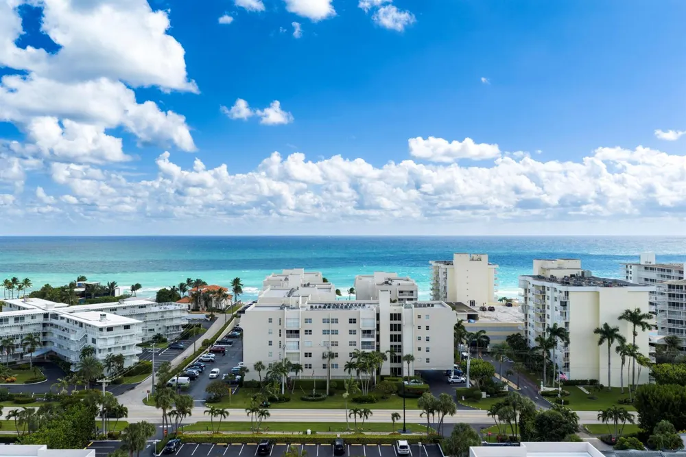 3520 S OCEAN BOULEVARD #F405 South Palm Beach, FL 33480