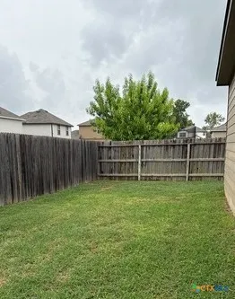 2417 Marty Way Seguin, TX 78155