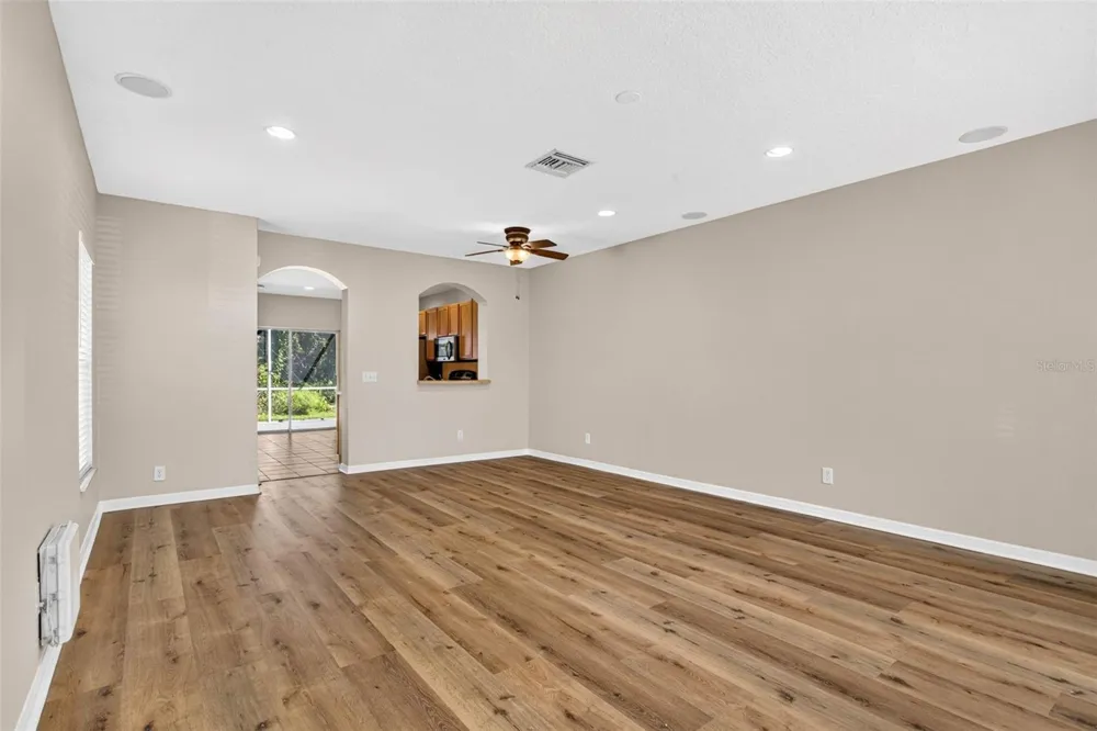 5815 FISHHAWK RIDGE DRIVE Lithia, FL 33547