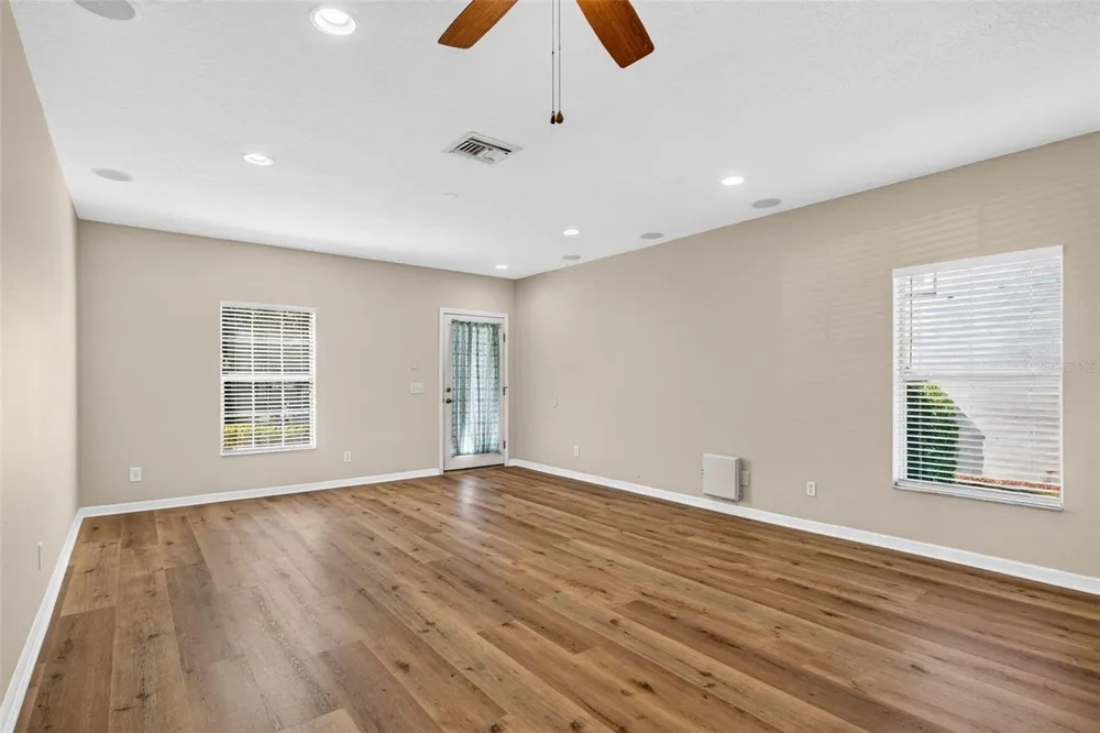 5815 FISHHAWK RIDGE DRIVE Lithia, FL 33547