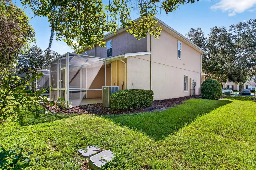 5815 FISHHAWK RIDGE DRIVE Lithia, FL 33547