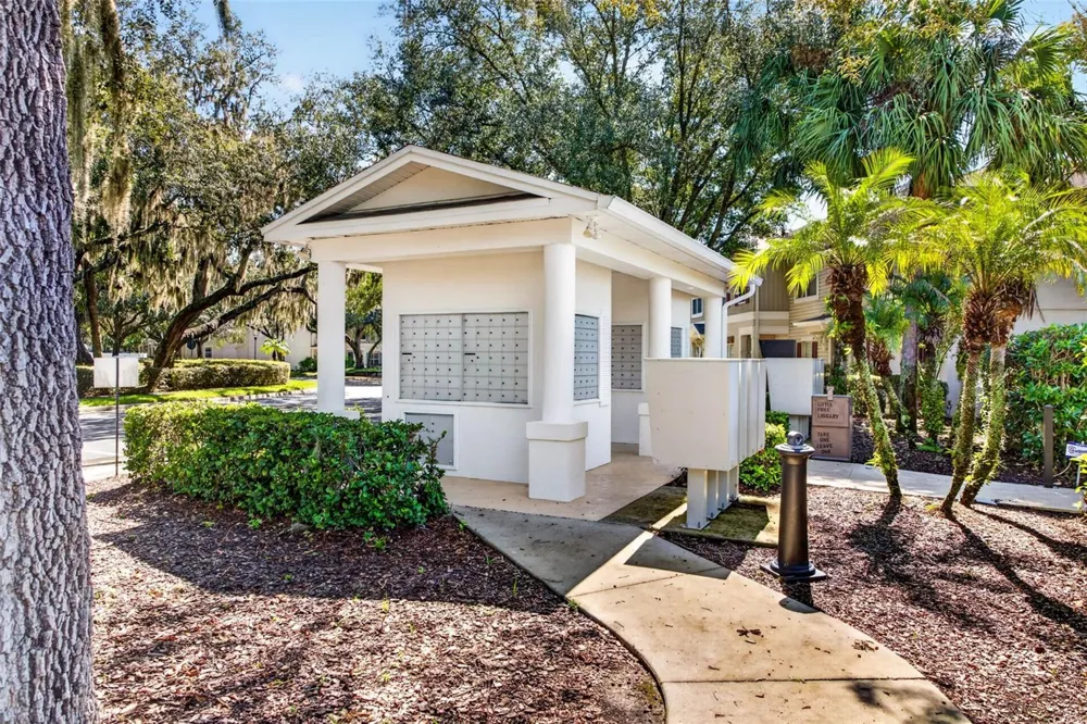 5815 FISHHAWK RIDGE DRIVE Lithia, FL 33547