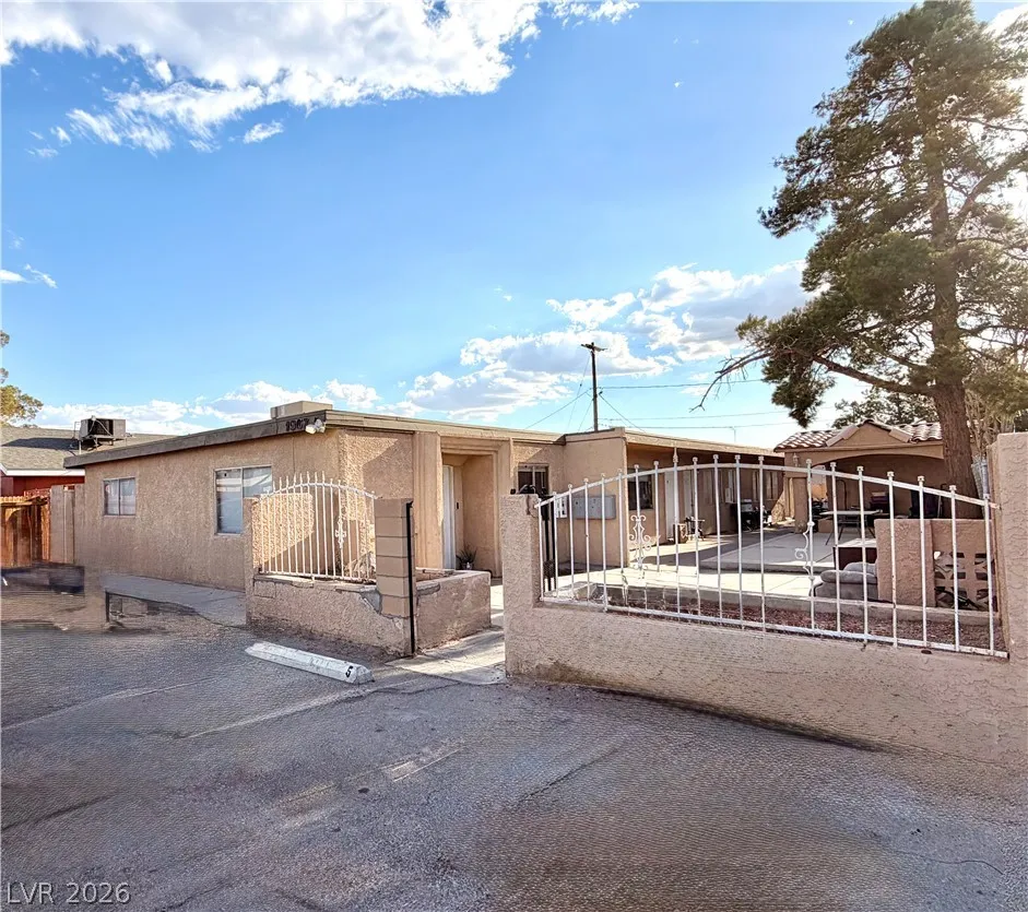 1967 Linn Lane Las Vegas, NV 89156