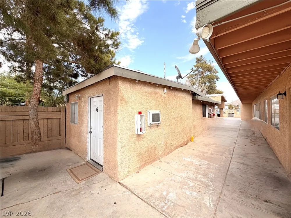 1967 Linn Lane Las Vegas, NV 89156