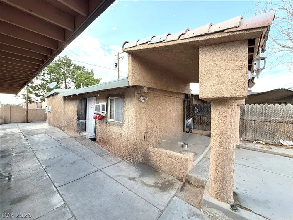 1967 Linn Lane Las Vegas, NV 89156