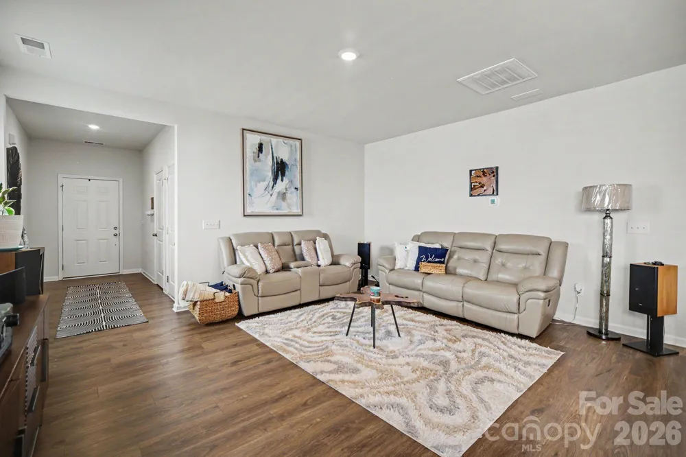 2760 Legacy Ridge Lane Catawba, NC 28609