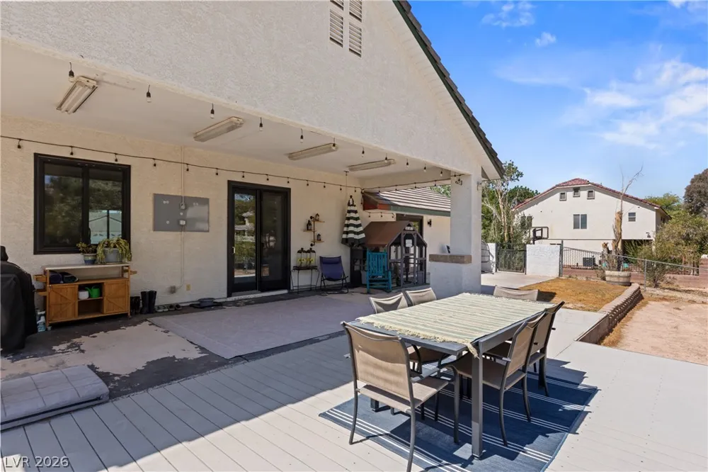2024 Lou Adams Avenue Logandale, NV 89021