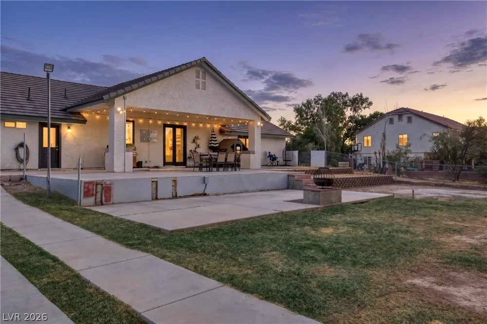 2024 Lou Adams Avenue Logandale, NV 89021