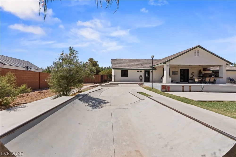 2024 Lou Adams Avenue Logandale, NV 89021