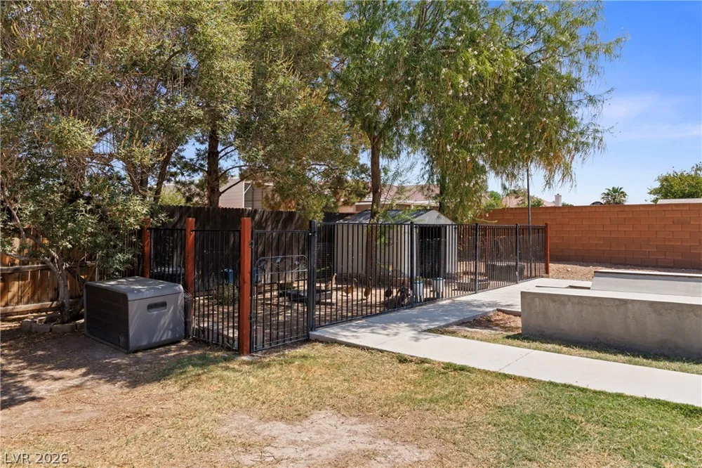 2024 Lou Adams Avenue Logandale, NV 89021