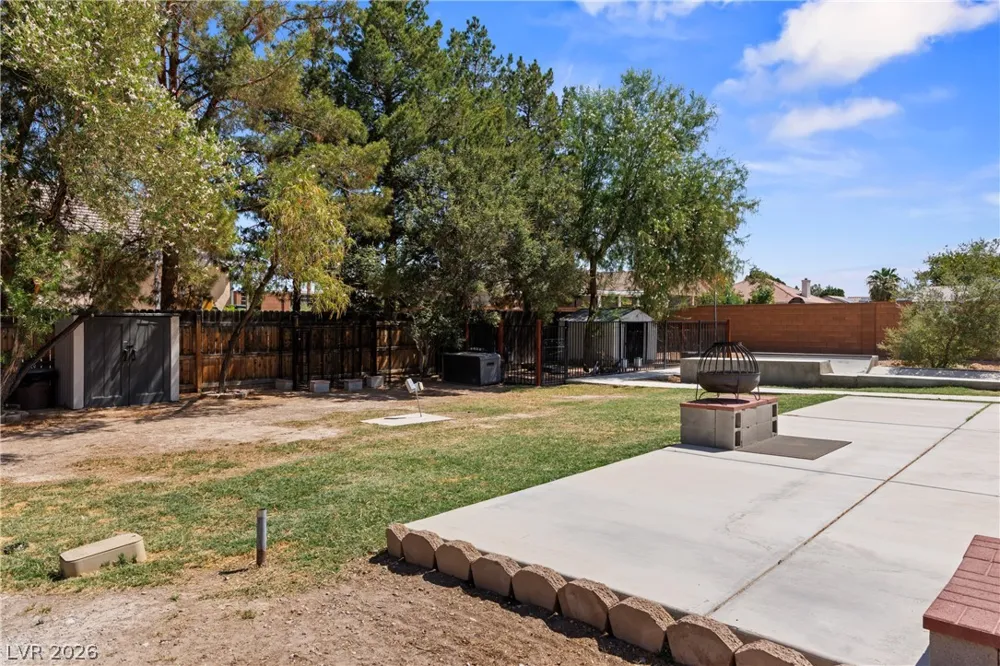 2024 Lou Adams Avenue Logandale, NV 89021