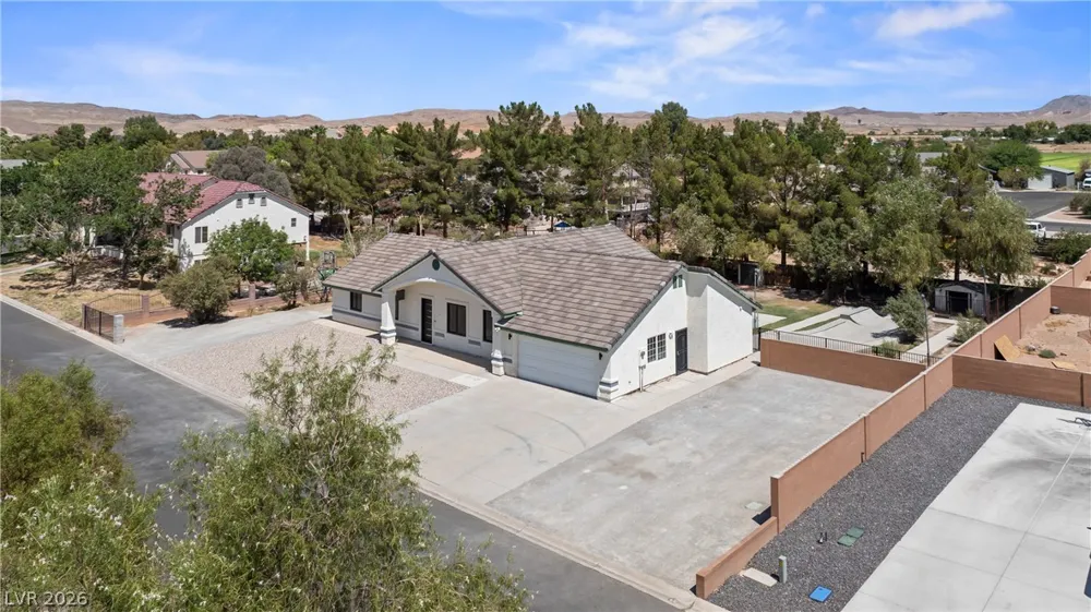 2024 Lou Adams Avenue Logandale, NV 89021