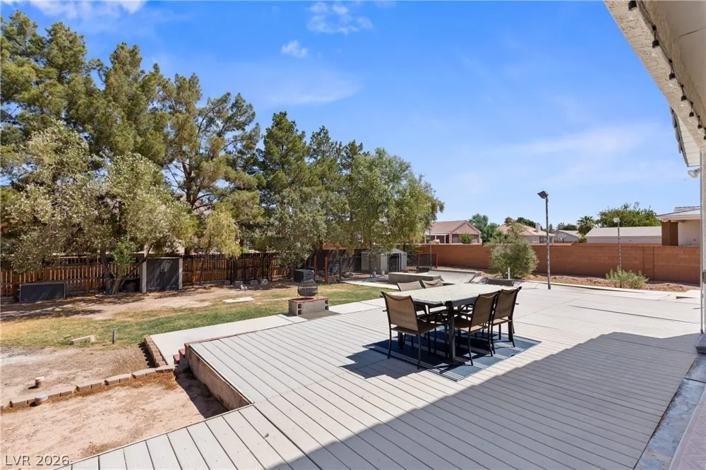 2024 Lou Adams Avenue Logandale, NV 89021