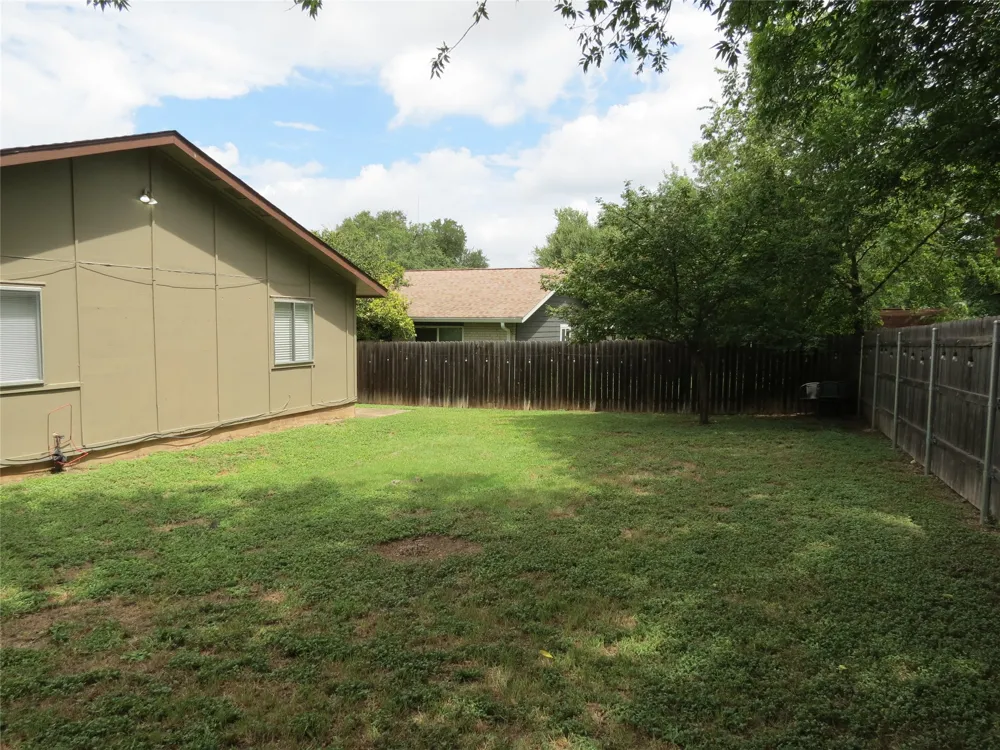 6803 Rearden Road Austin, TX 78745