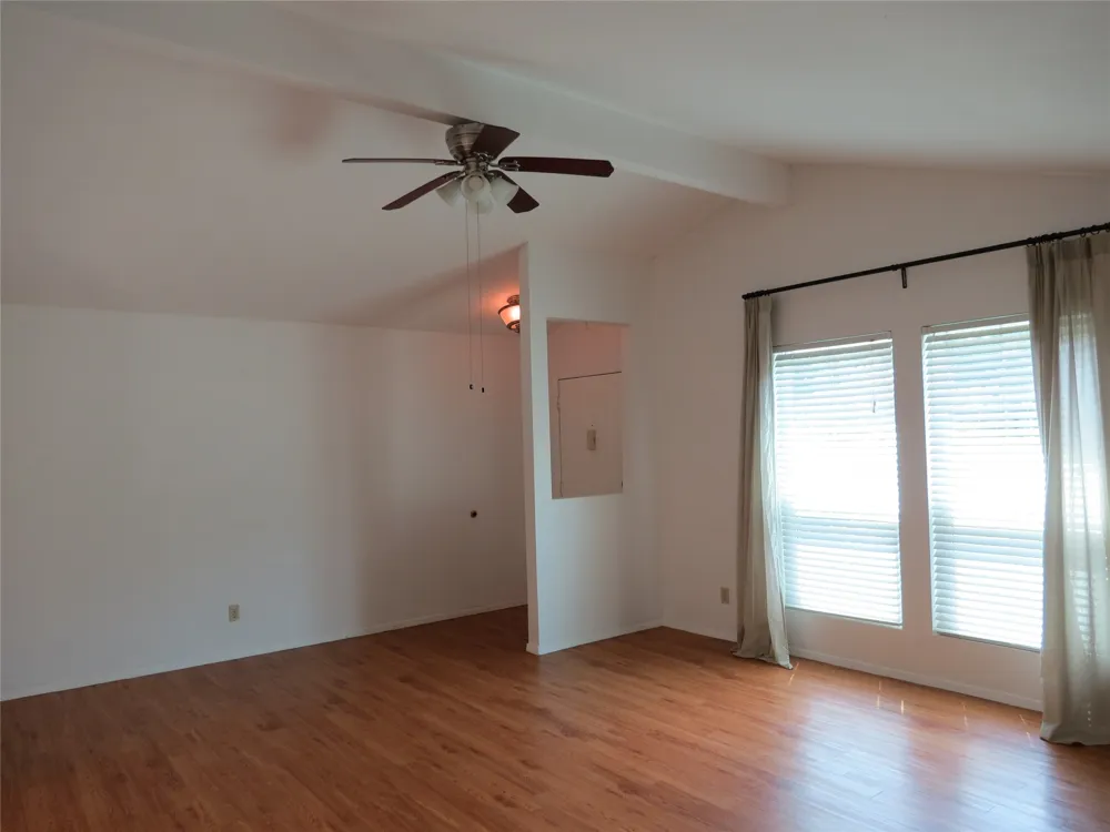6803 Rearden Road Austin, TX 78745