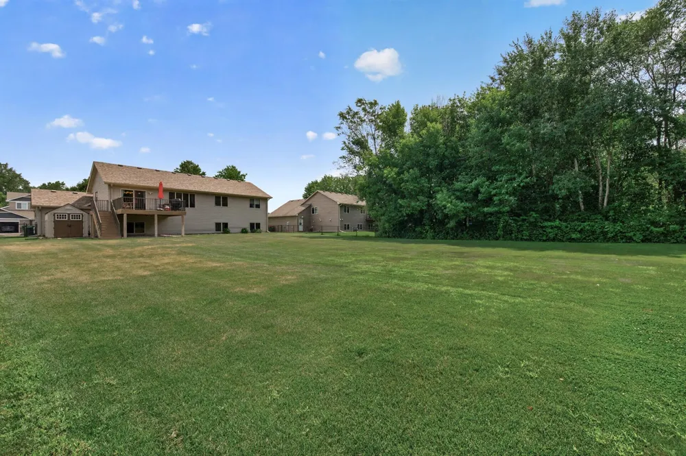 878 Kelly Street Lino Lakes, MN 55014